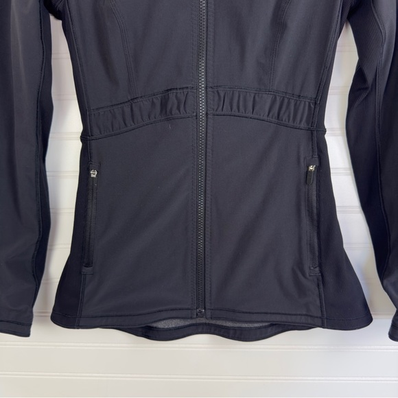 Lululemon Slim Fit Round Trip Rouched Full Zip Black Sweat-Wicking Track Jacket - Picture 4 of 13
